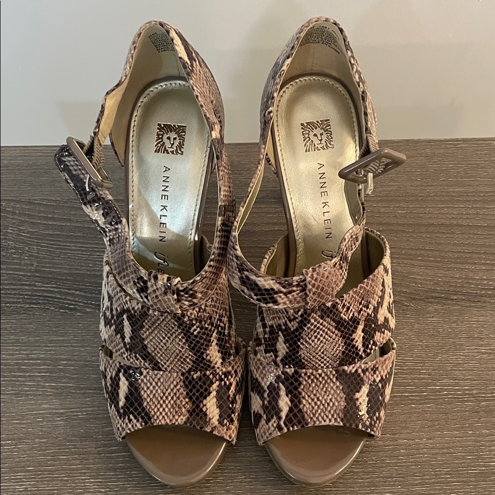ANNE KLEIN Snakeskin Print Open-Toe Heel with Ankle Strap Size 8 - Picture 6 of 11